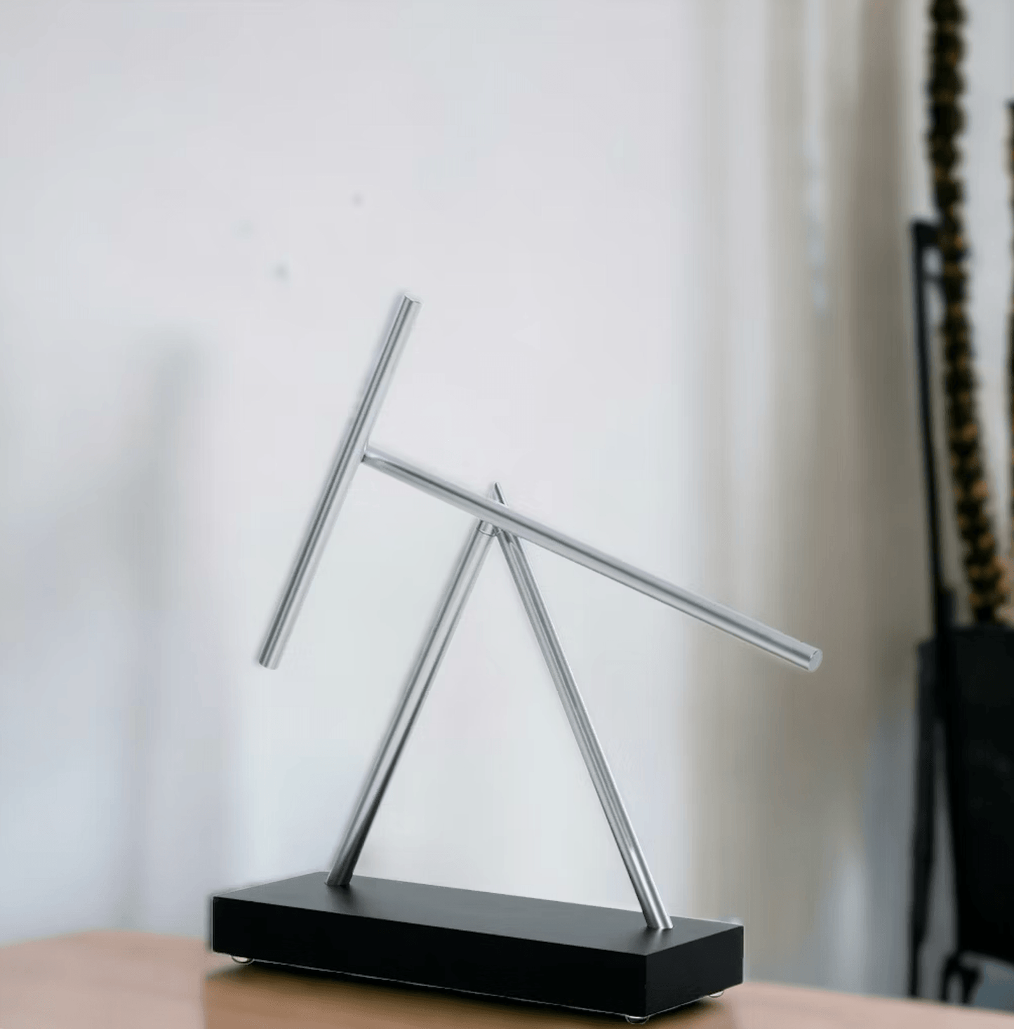Desktrim™ | Infinite Motion Kinetic Sculpture (Iron Man 2 Swinging Sticks)