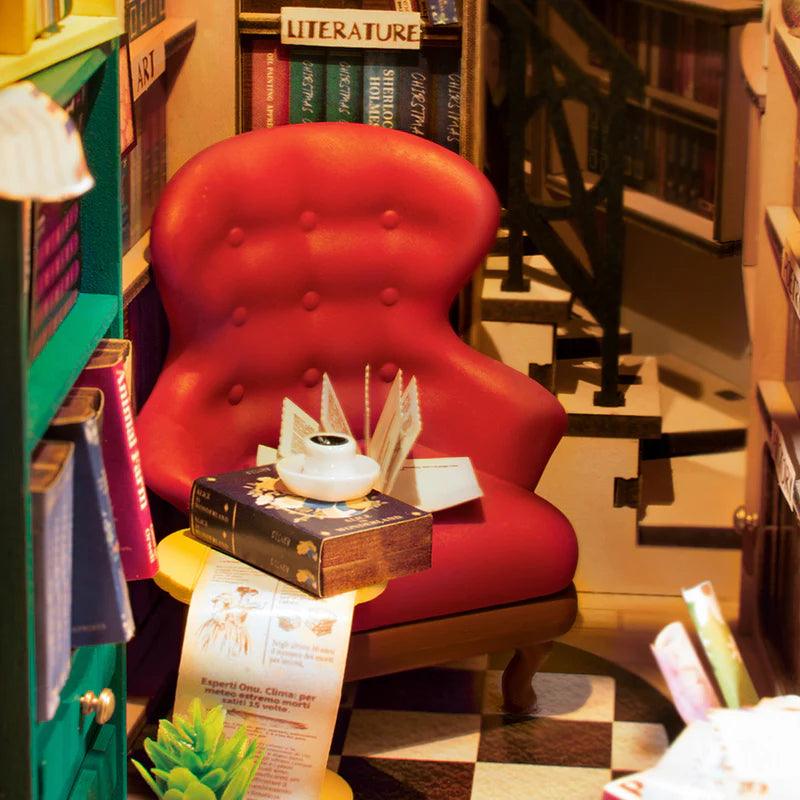 Desktrim™ | Diy Book Nook Shelf - Shakespeare Bookstore