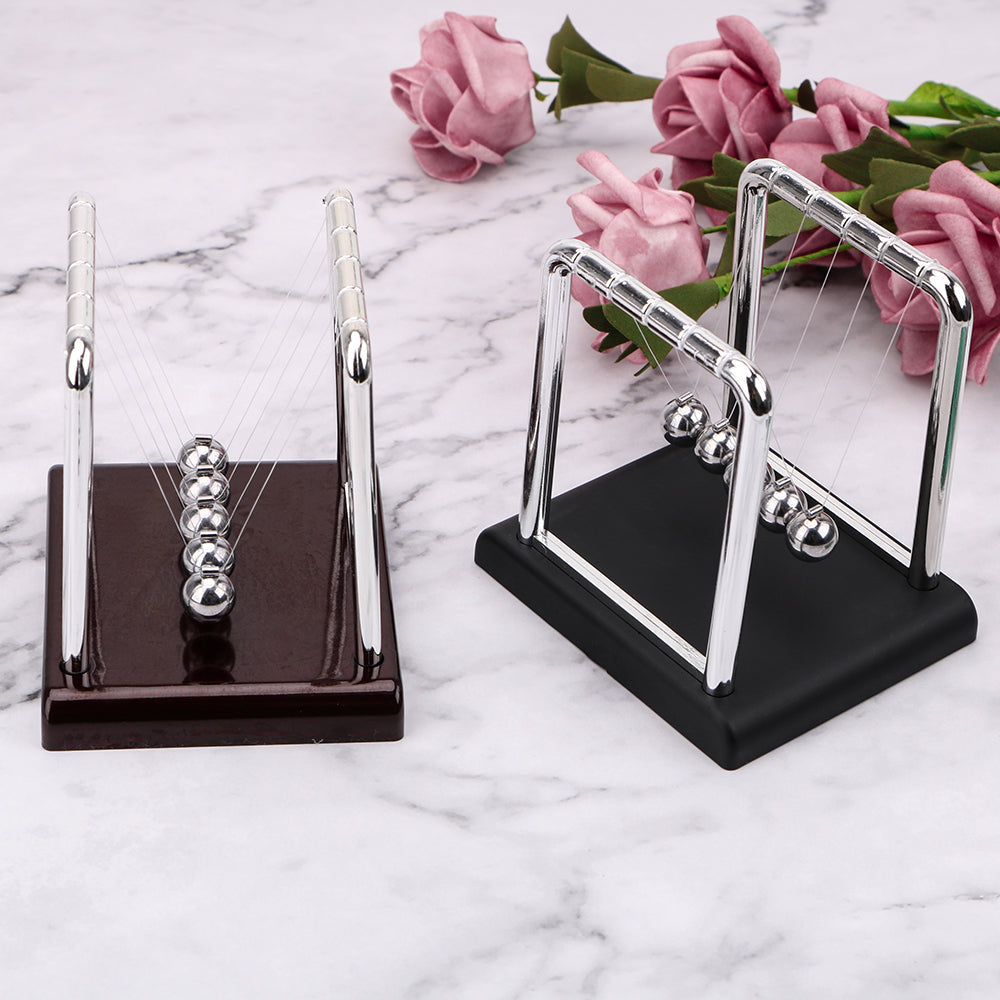 Desktrim™ | Newton Cradle Executive Desk Physics Demonstrator