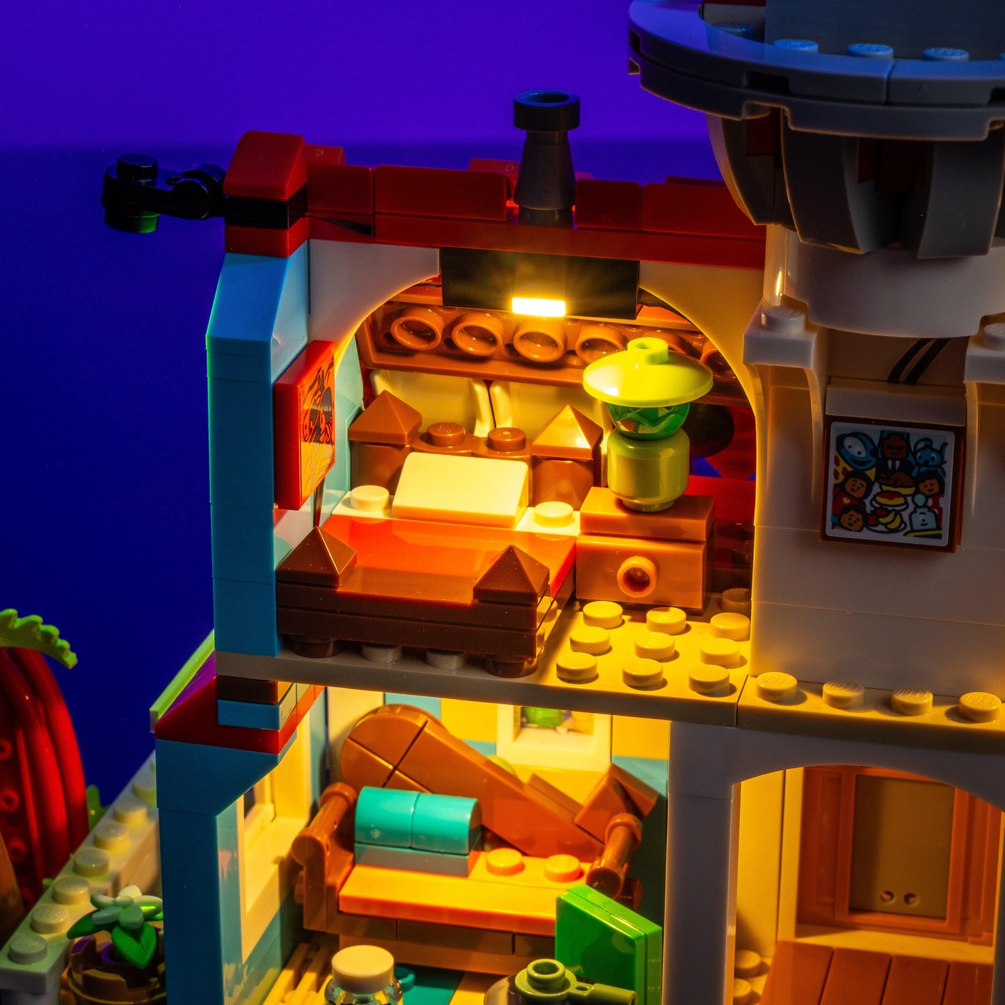 Desktrim™ | Light Kit for LEGO® Disney Lilo and Stitch Beach House