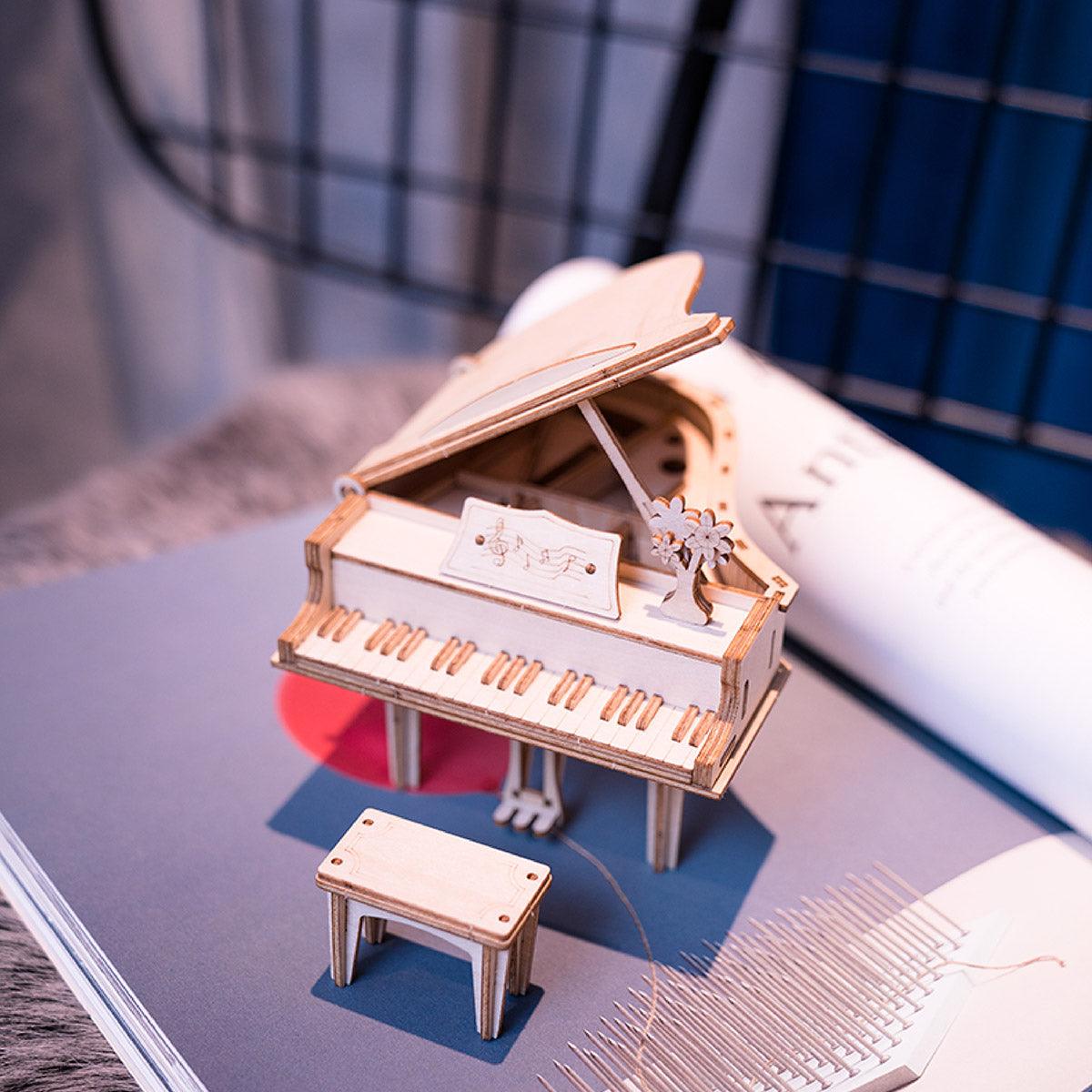 Desktrim™ | Classic Grand Piano - Wooden 3D Assembly Model