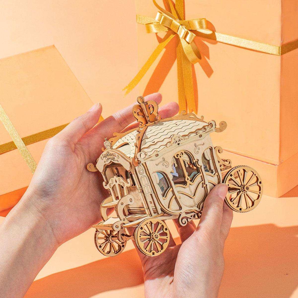 Desktrim™ | Royal Carriage - Vintage 3D Wooden Model Kit