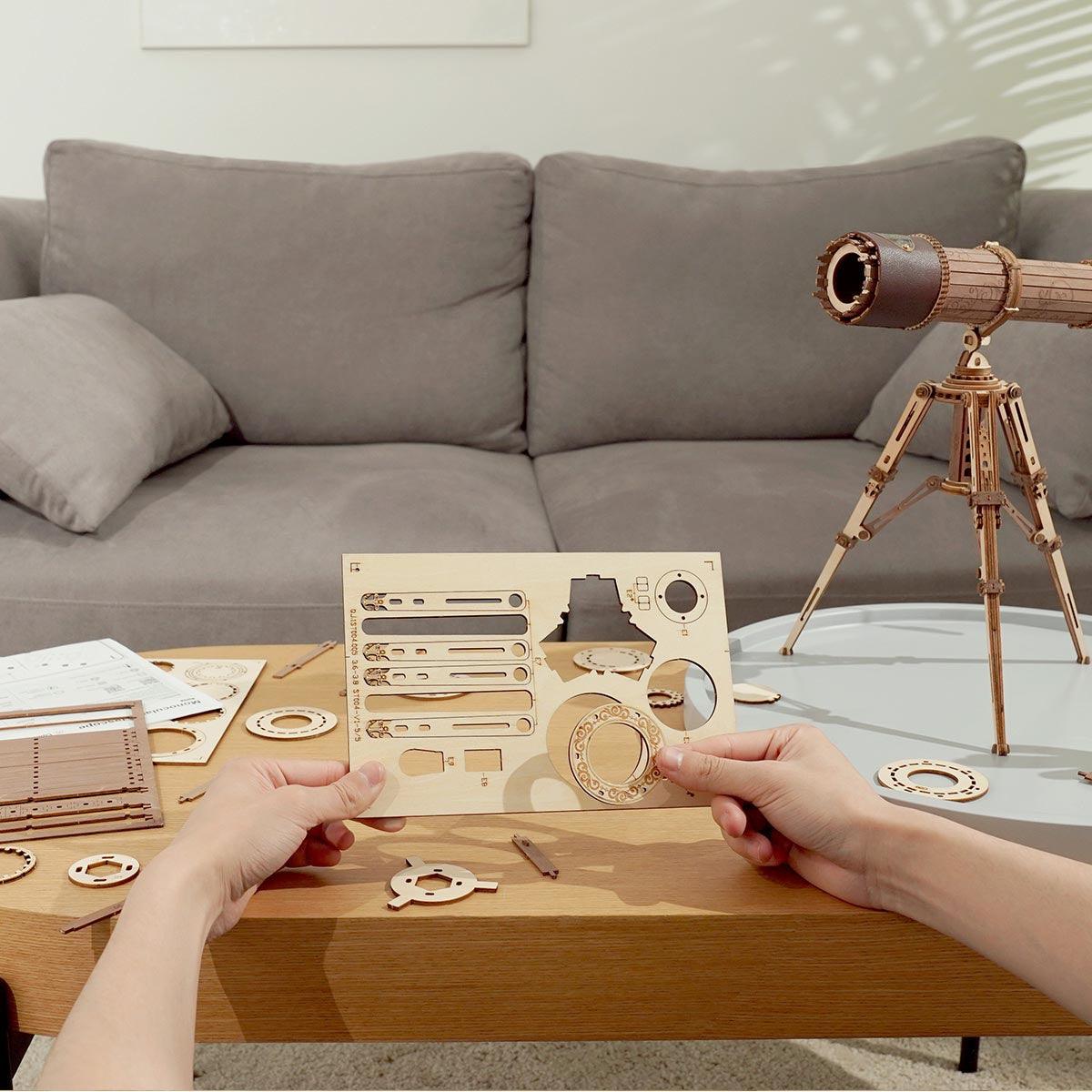 Desktrim™ | Stargazer's Vintage Monocular Telescope