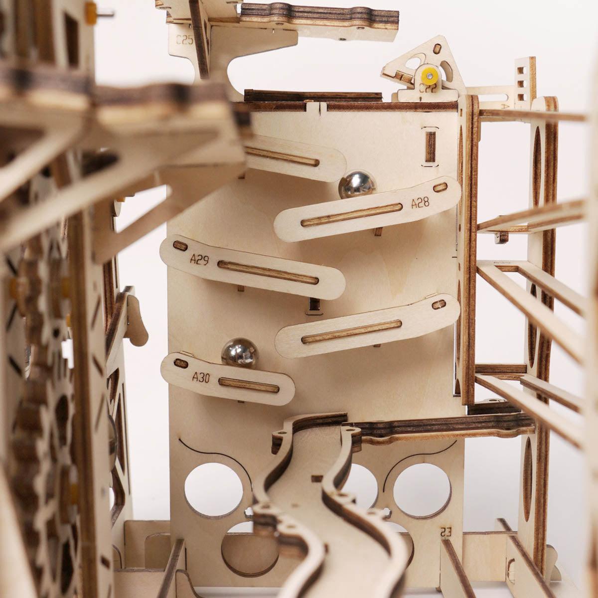 Desktrim™ | Swingback Explorer - 3D Wooden Puzzle Marbel Run