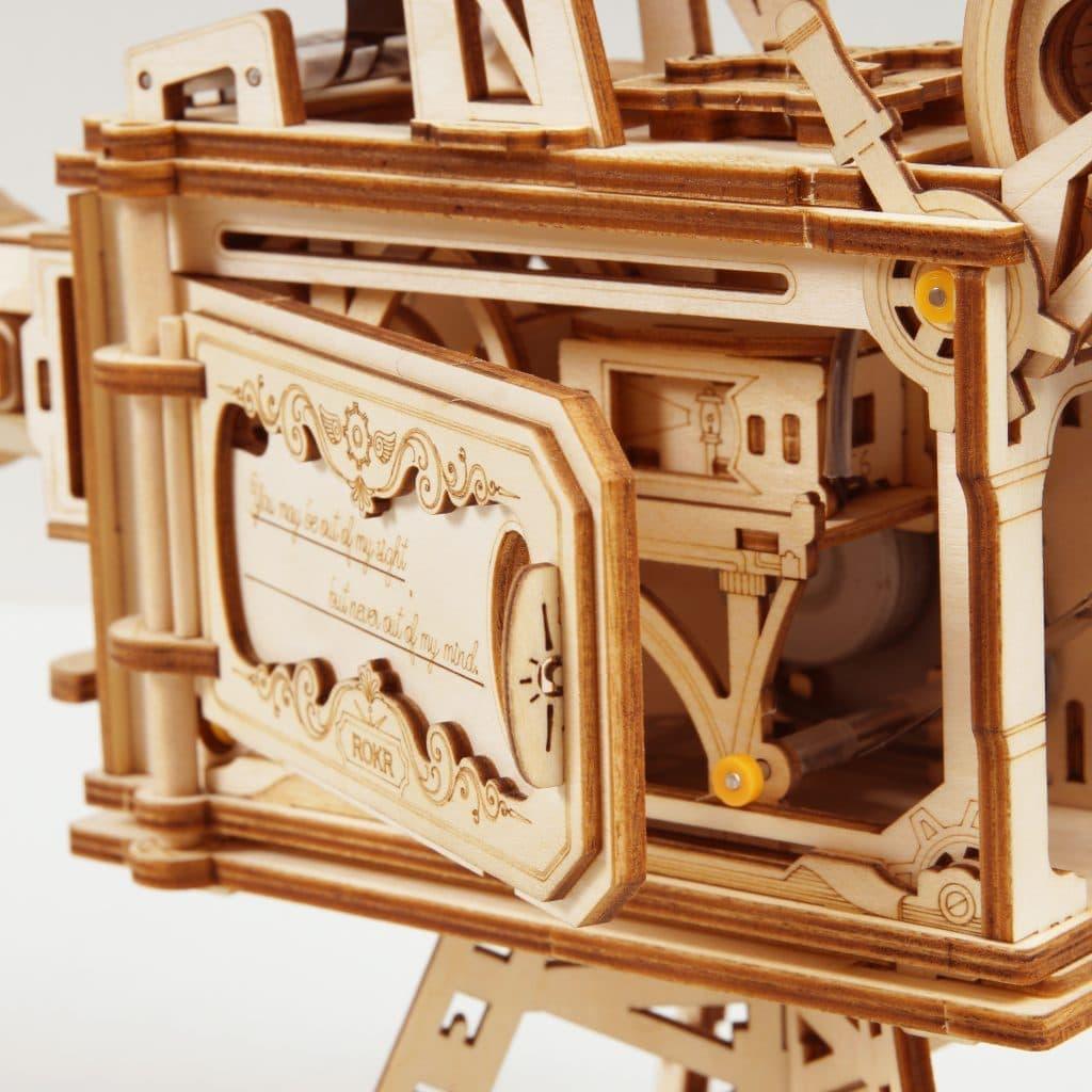 Desktrim™ | Vintage Vitascope - DIY Wooden Movie Projector