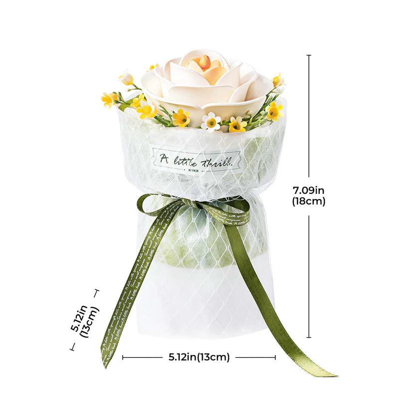 Desktrim™ | A Little Thrill Miniature Blooms