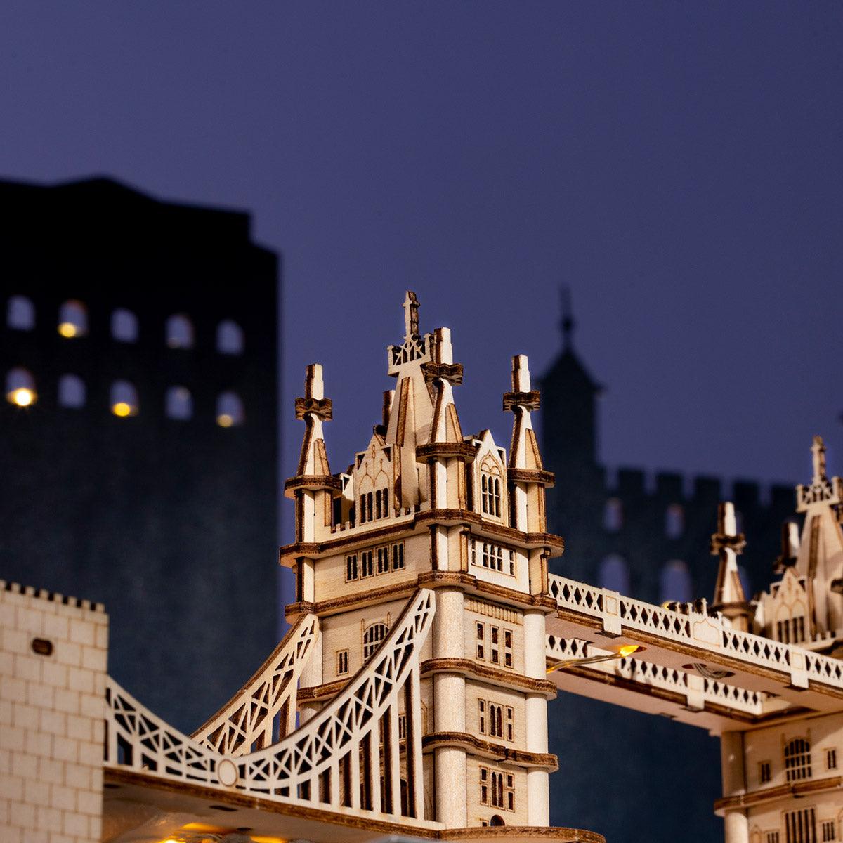 Desktrim™ | Illuminated Tower Bridge 3D Wooden Puzzle