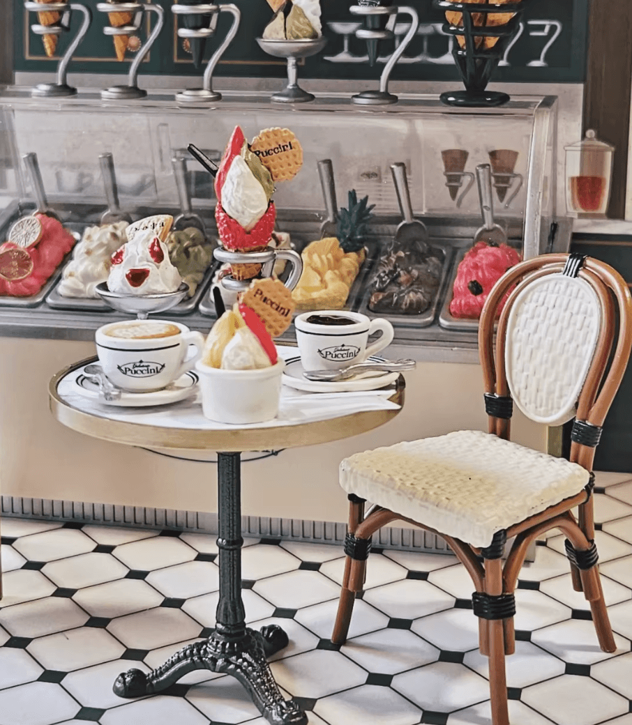 Desktrim™ | Ice Cream Cone Shop The Desired Old Shop Miniature