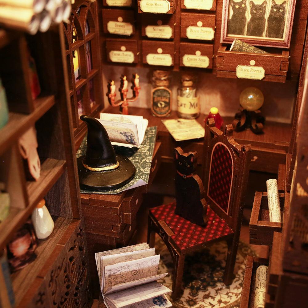 Desktrim™ | Diy Book Nook Shelf - Magic Pharmacist