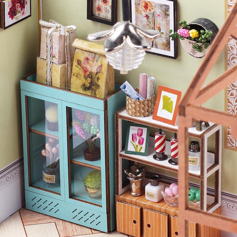 Desktrim™ | DIY Dollhouse Kit (Jenny's Greenhouse)
