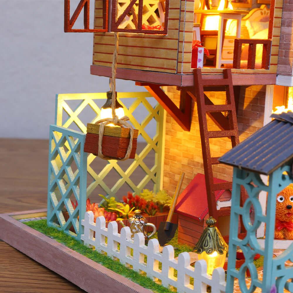 Desktrim™ | Tropical Jungle Resort Miniature DIY Kit