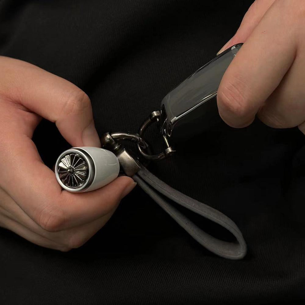 Desktrim | Flagship aircraft turbofan engine keychain