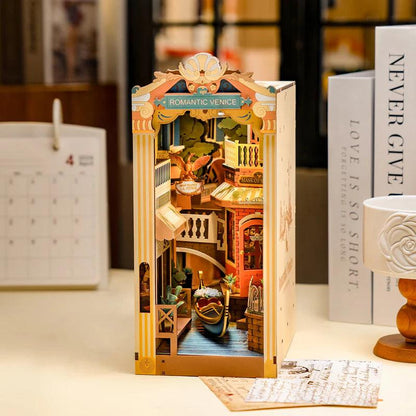 Desktrim™ | Diy Book Nook Shelf - Romantic Venice Escape