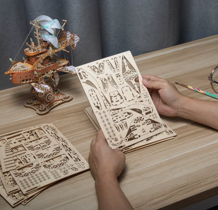 Desktrim™ | Steampunk Fantasy Airship 3D Wooden Puzzle Model