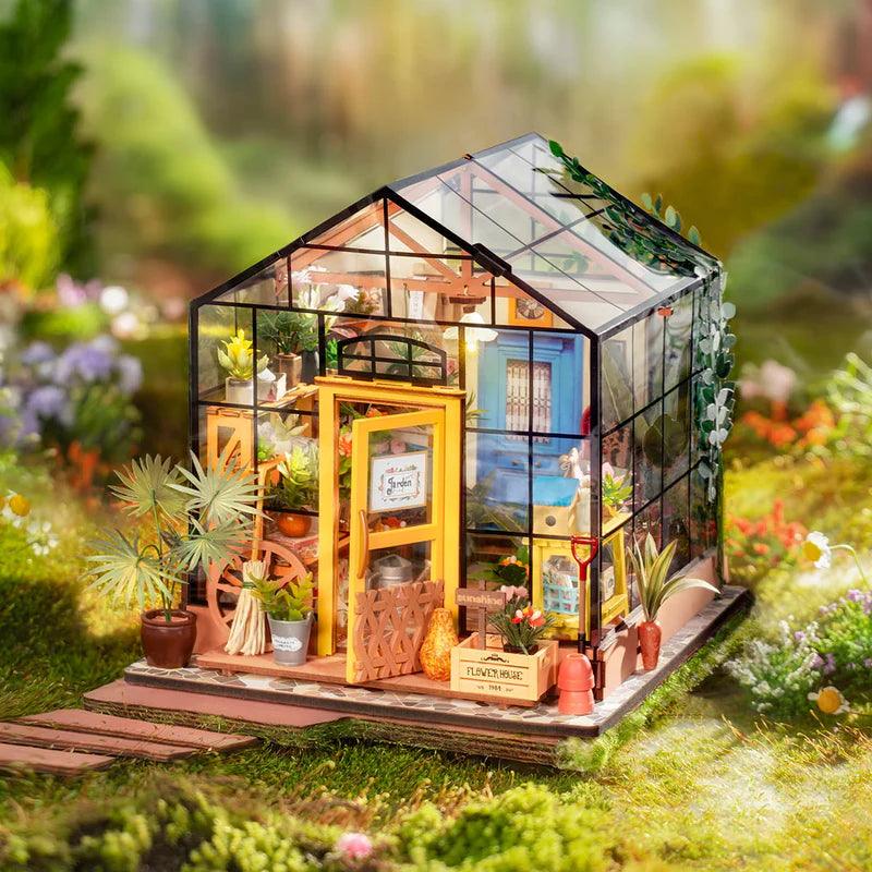 Desktrim™ | Enchanted Greenhouse Garden