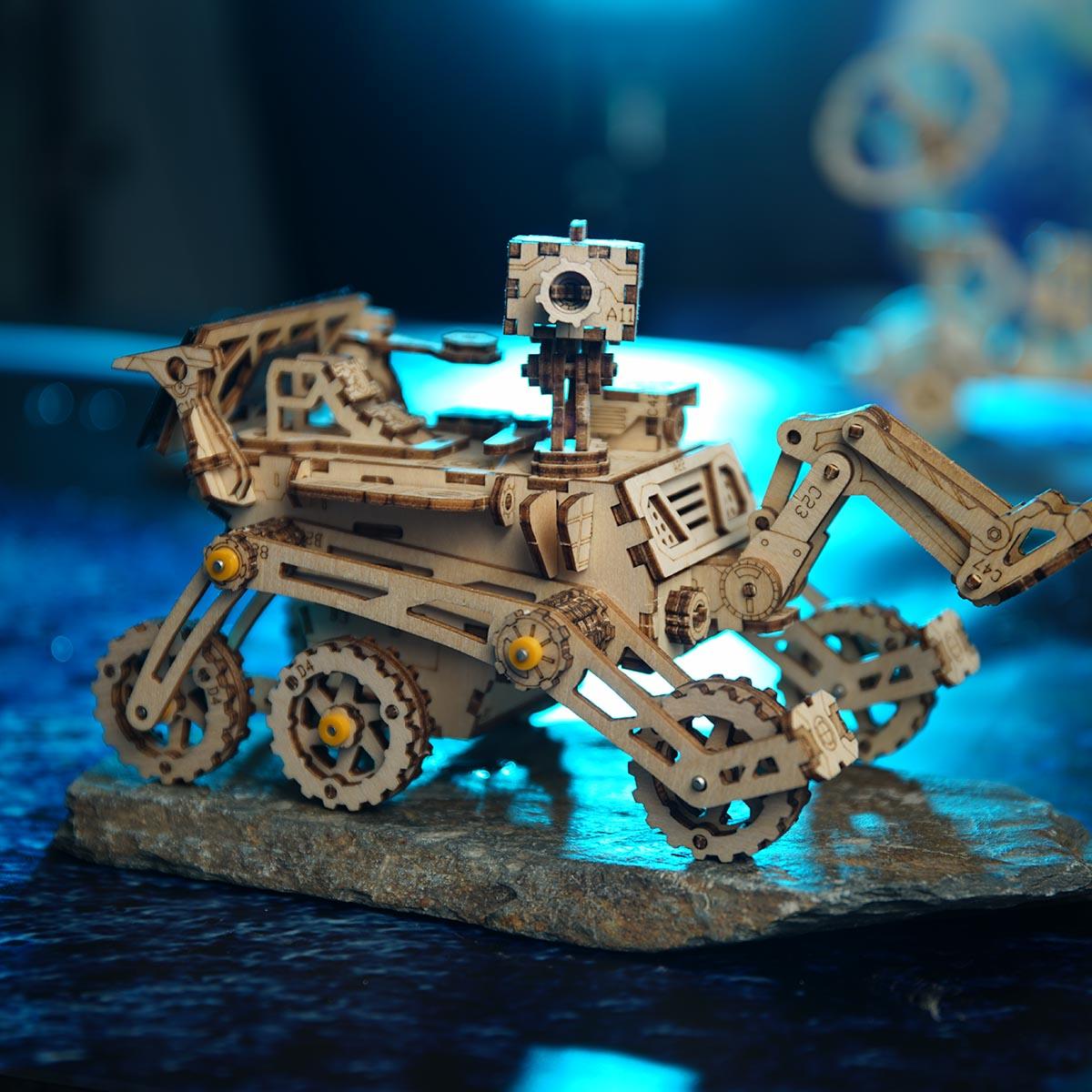 Desktrim™ | Harbinger Rover - Solar-Powered Mars Exploration Model Kit