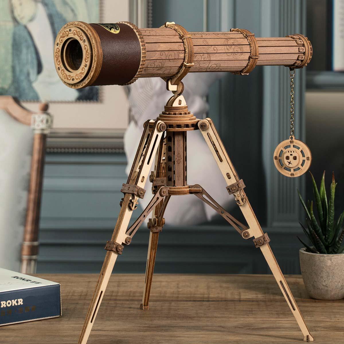 Desktrim™ | Stargazer's Vintage Monocular Telescope