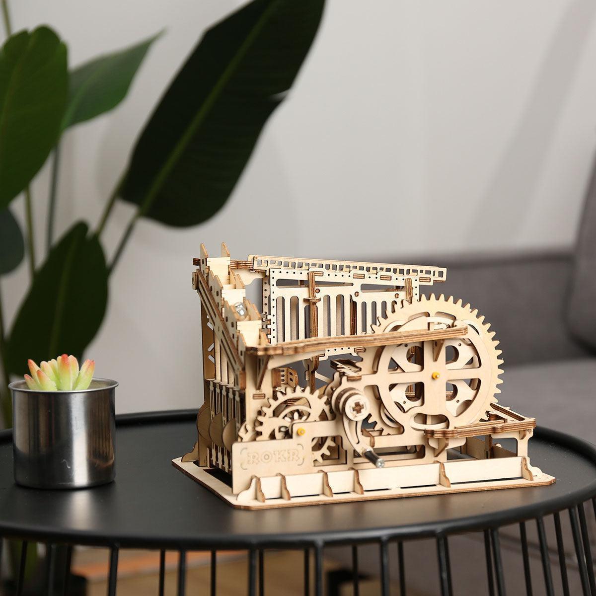 Desktrim™ | Trapdoor Tactician