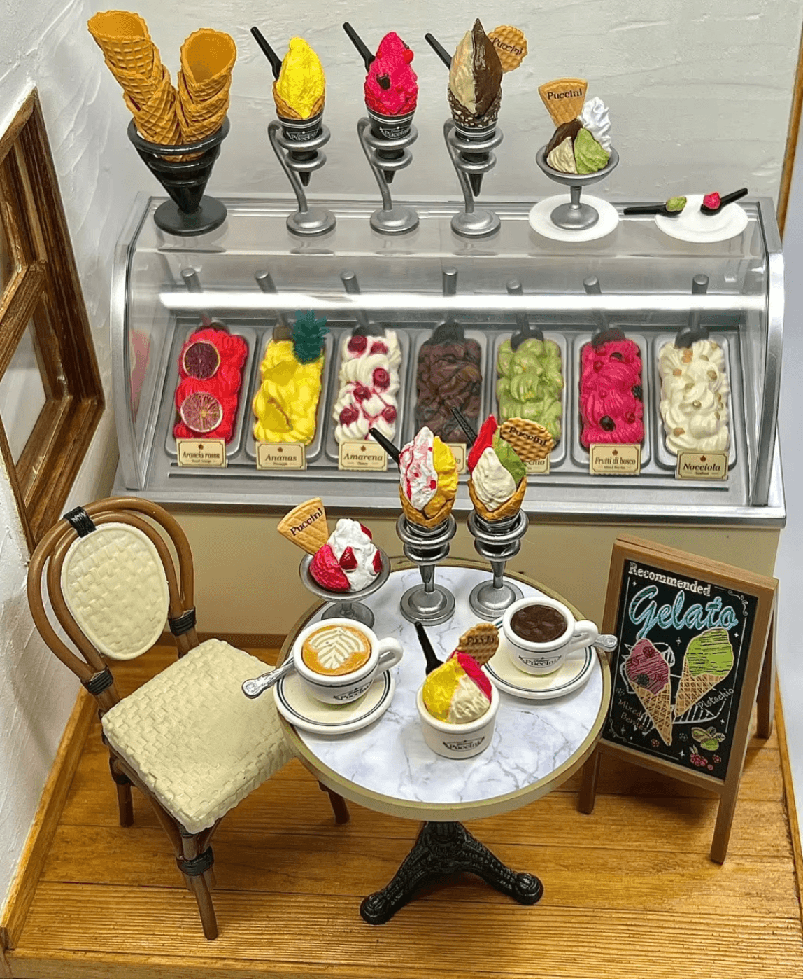 Desktrim™ | Ice Cream Cone Shop The Desired Old Shop Miniature