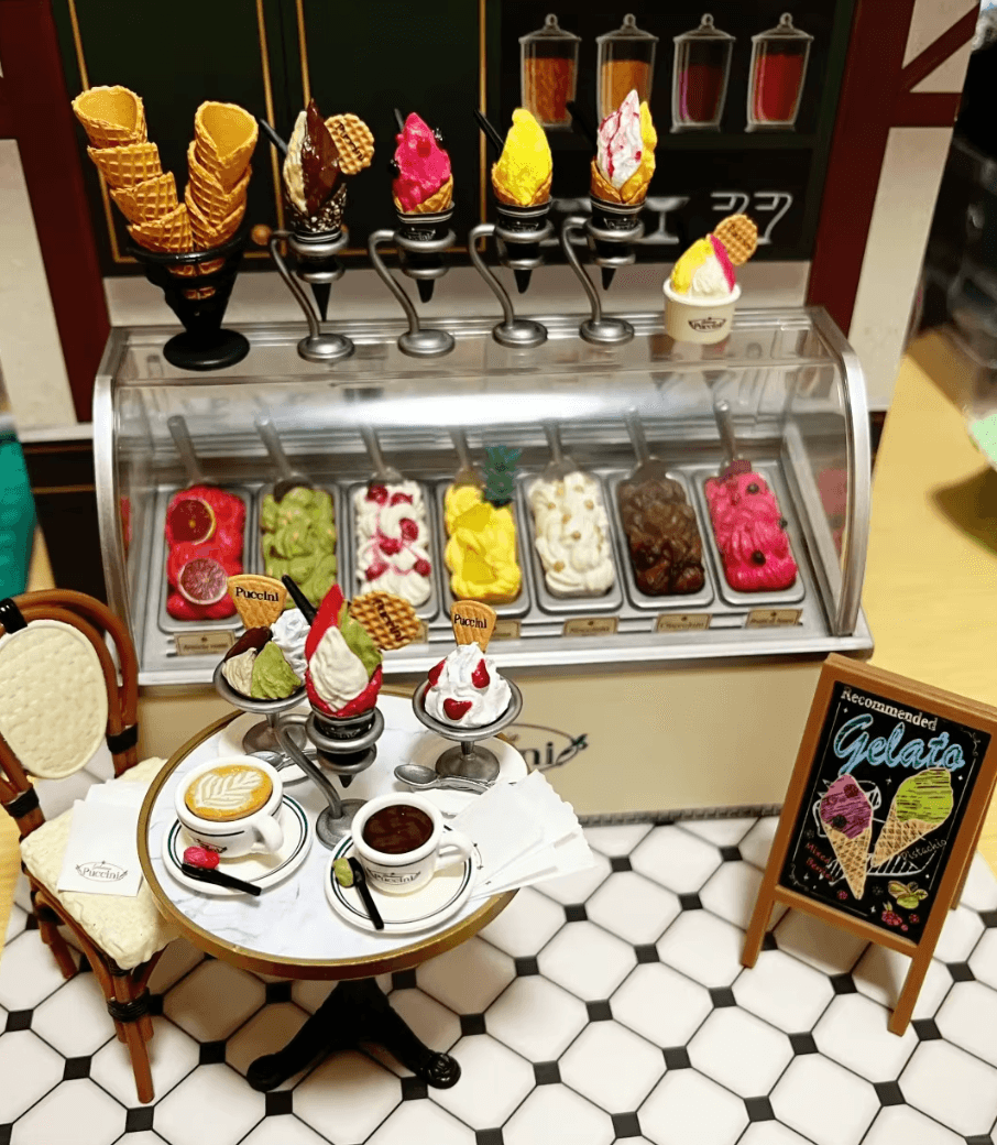 Desktrim™ | Ice Cream Cone Shop The Desired Old Shop Miniature