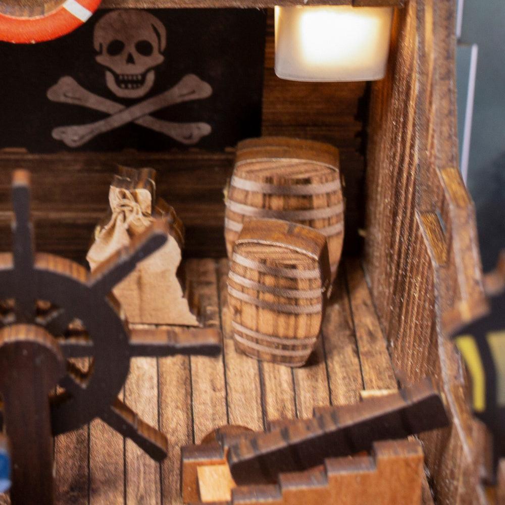 Desktrim™ | Diy Book Nook Shelf - Sea Hunter