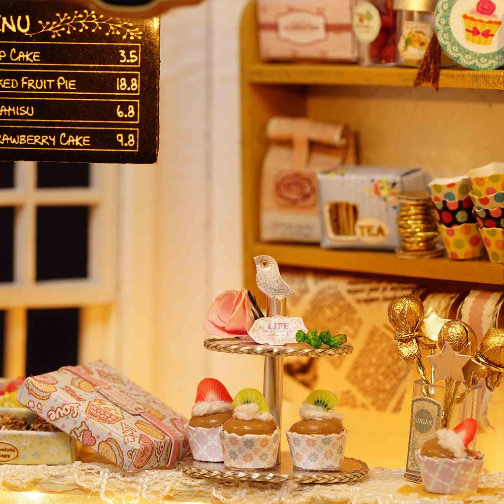 Desktrim™ | DIY Dollhouse Kit (Cake Diary)