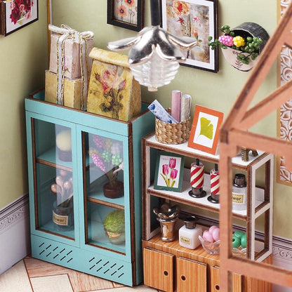 Desktrim™ | DIY Dollhouse Kit (Jenny's Greenhouse)