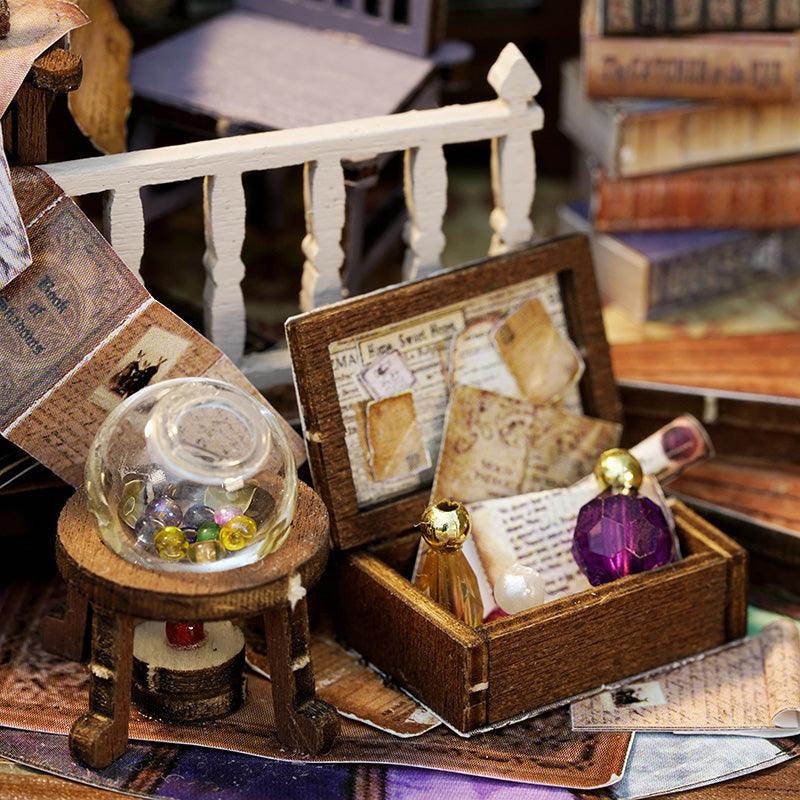 Desktrim™ | DIY Dollhouse Kit (Magic House)