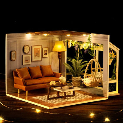 Desktrim™ | DIY Dollhouse Kit (Warm Moment)