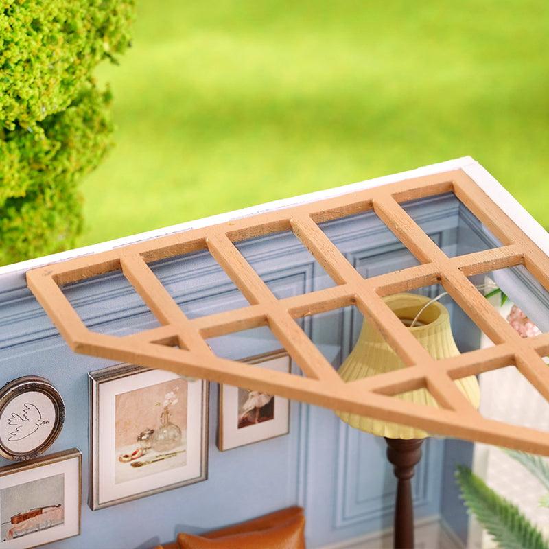 Desktrim™ | DIY Dollhouse Kit (Warm Moment)