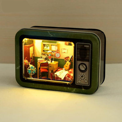 Desktrim™ | DIY Dollhouse Kit (Retro TV Miniature Room - TH18-20)