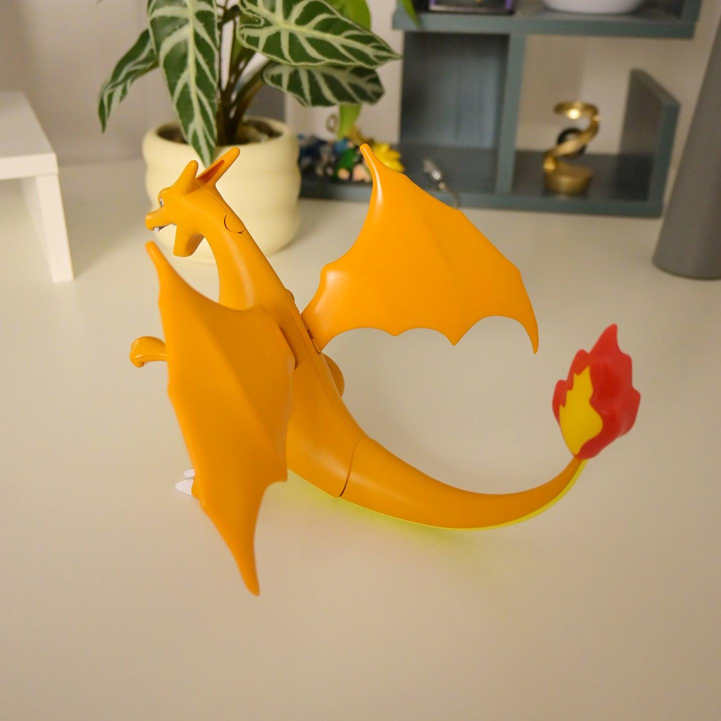 Desktrim™ | Pokémon Fire-Breathing Dragon Charizard Figure